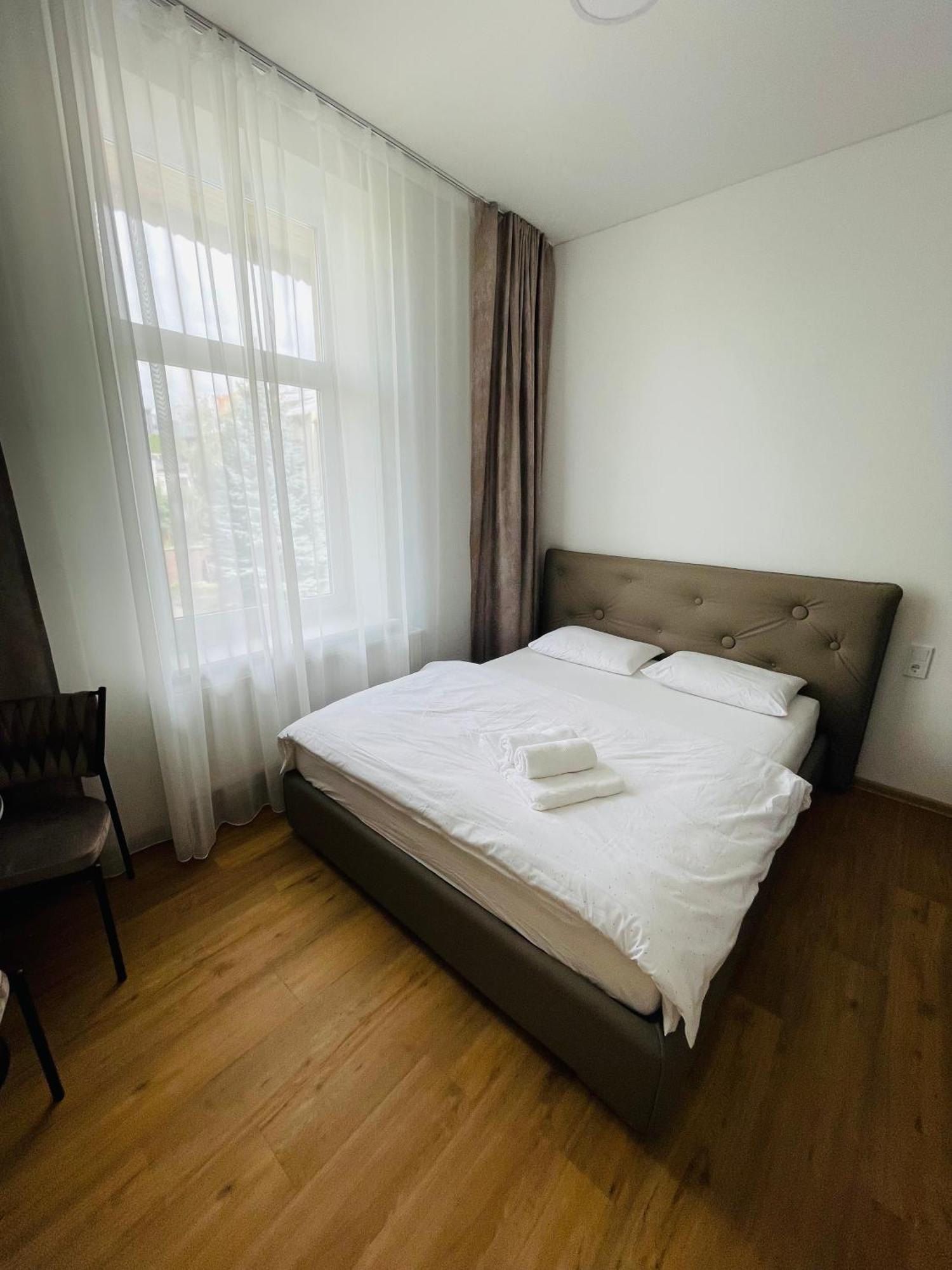 Apartment River House Center